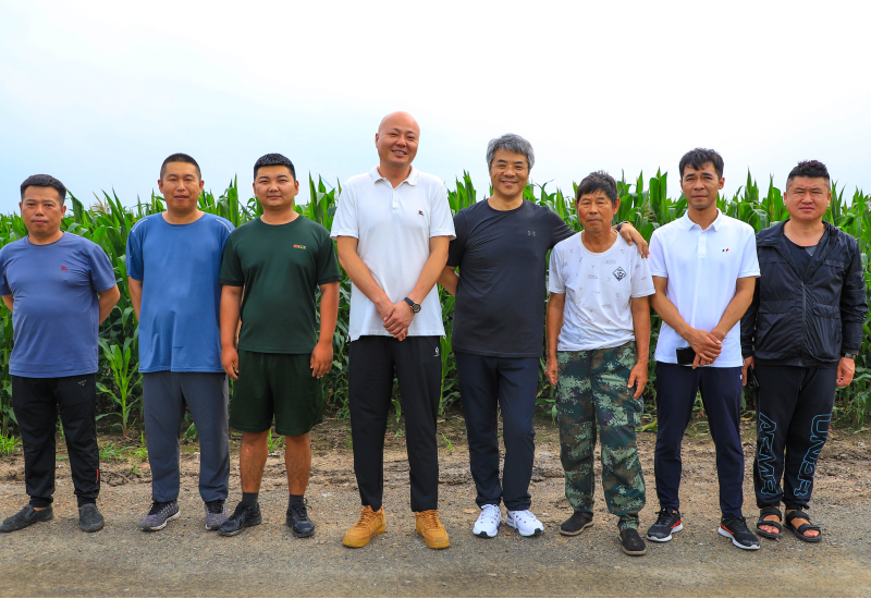 合作企業(yè)說∣整個(gè)供應(yīng)鏈都要加上黑龍江的玉米，一定把黑龍江的玉米推向全國(guó)！