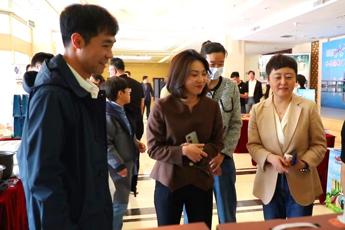 1714119760517941.jpg 2.jpg