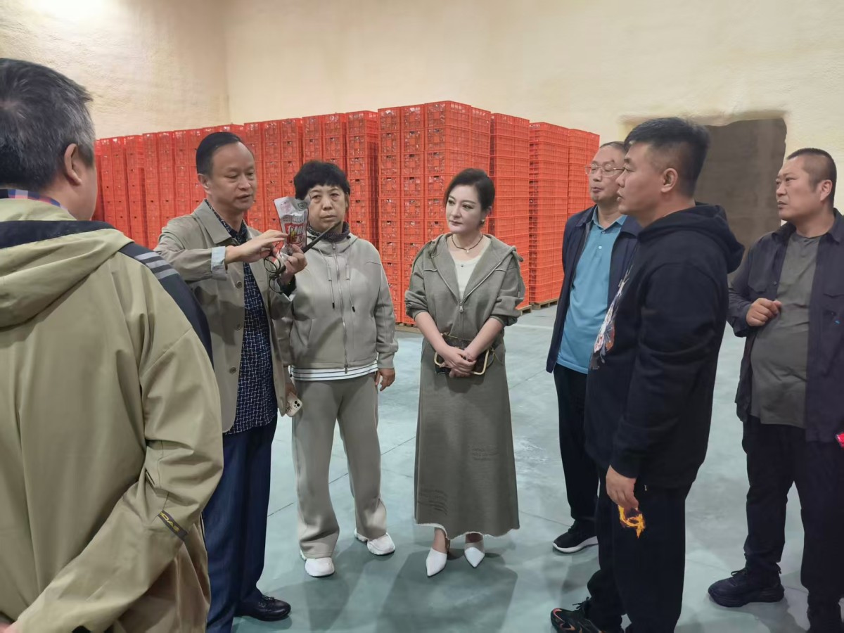 1759202267130771.jpg 2e9ee19e4b9392751ade0863b608a4e.jpg